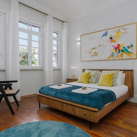 Romantic Luxury House W Captivating Outdoor Patio Apartment *