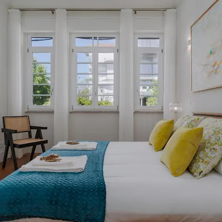 Romantic Luxury House W Captivating Outdoor Patio Apartment *